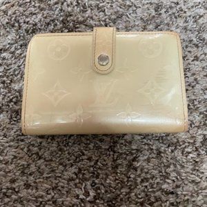 Yellow Louis Vuitton Vernis Kiss Lock Wallet